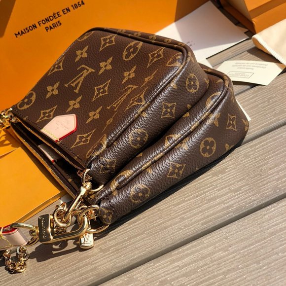 💎✨AUTHENTIC✨💎 Louis Vuitton  bag - Picture 4 of 9